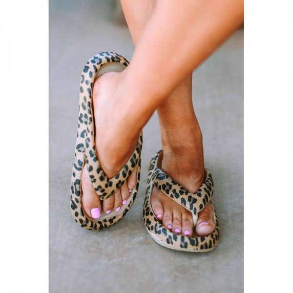 Leopard Print Thick Sole Flip Flops