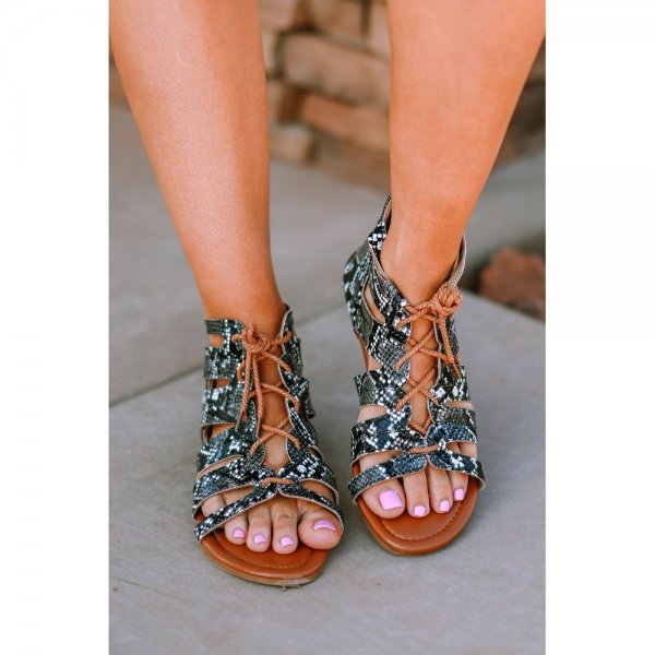 Snakeskin Criss Cross Lace-up Hollowed Gladiator Sandals